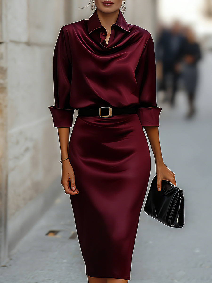 Aline | Robe midi satinée à col drapé et ceinture noire