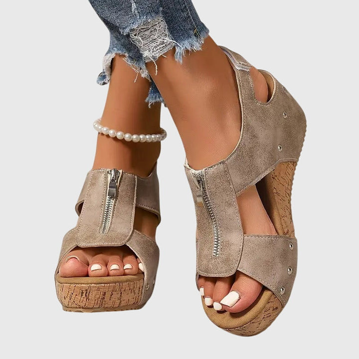 LILA – ORTHOPEDIC SANDALS