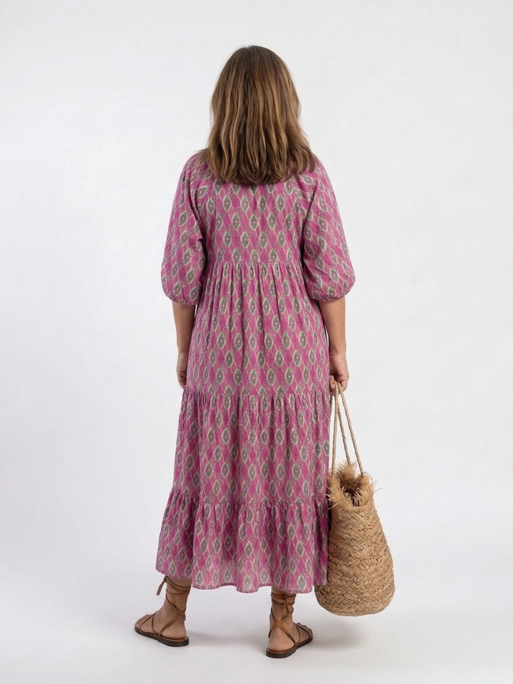 Teresa | Vestido midi con cuello en V y mangas tres cuartos estampado