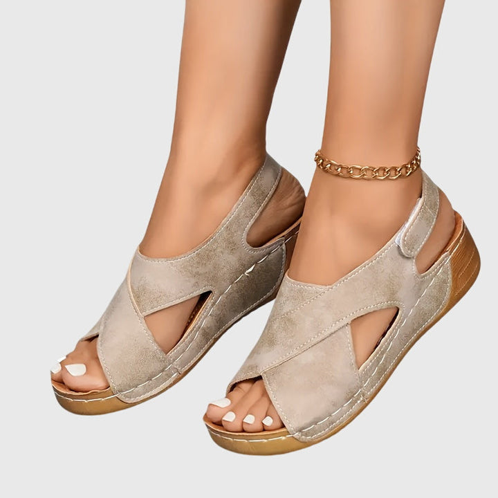 Luna – ORTHOPEDIC SANDALS