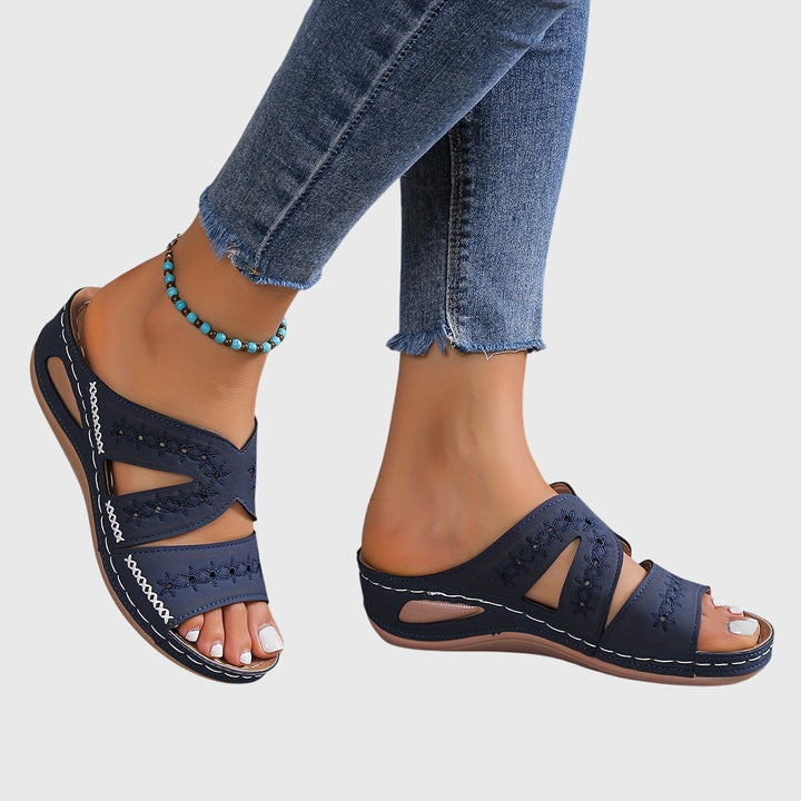 Noëlle – LIGHTWEIGHT ORTHOPEDIC SANDALS