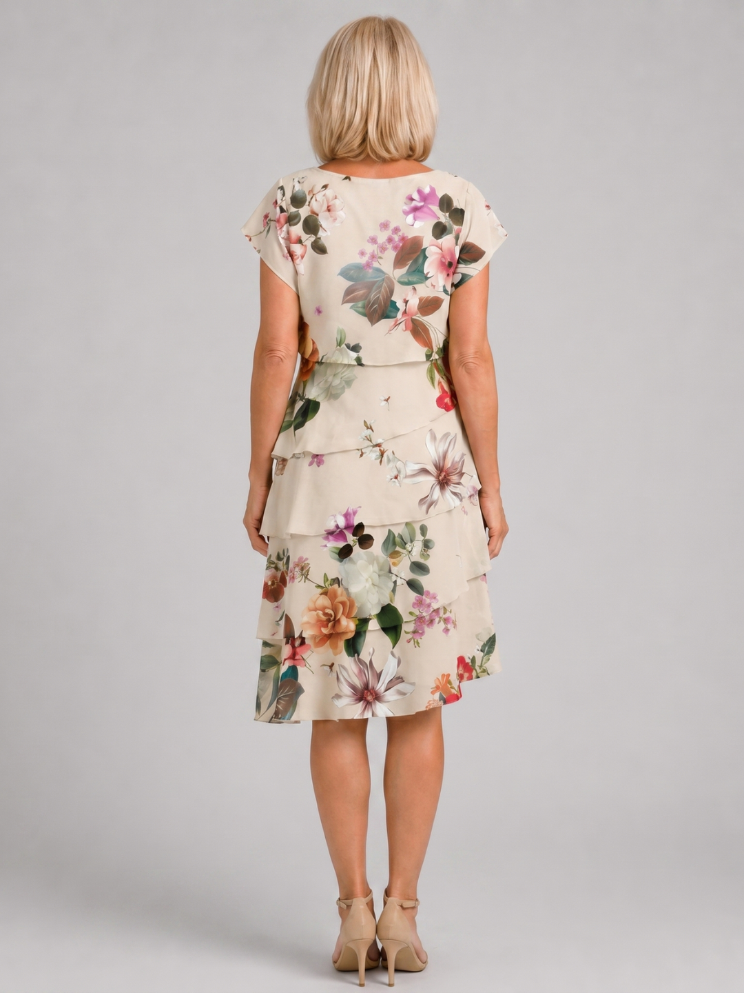 Helena | Robe élégante à volants