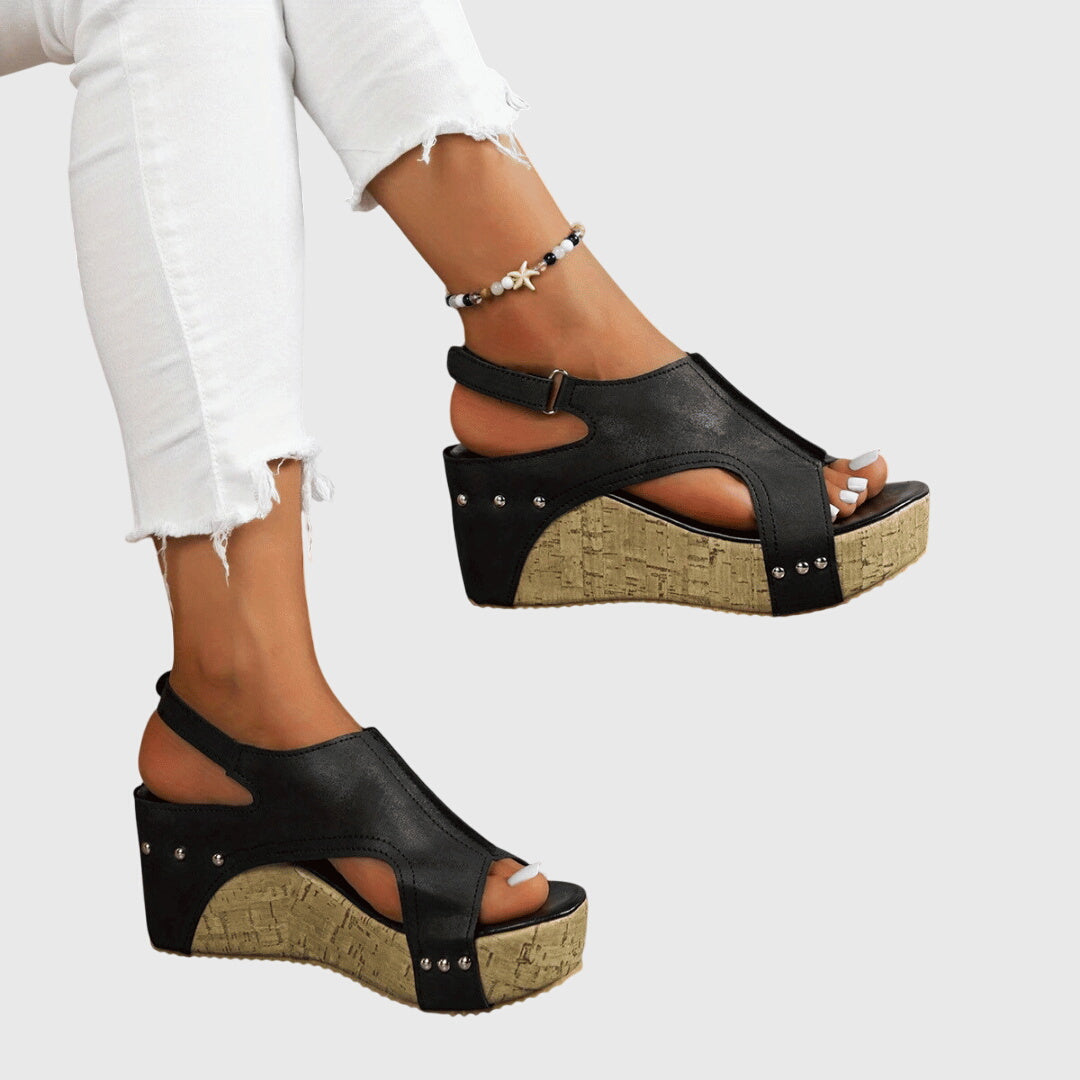 LIA – ORTHOPEDIC SANDALS