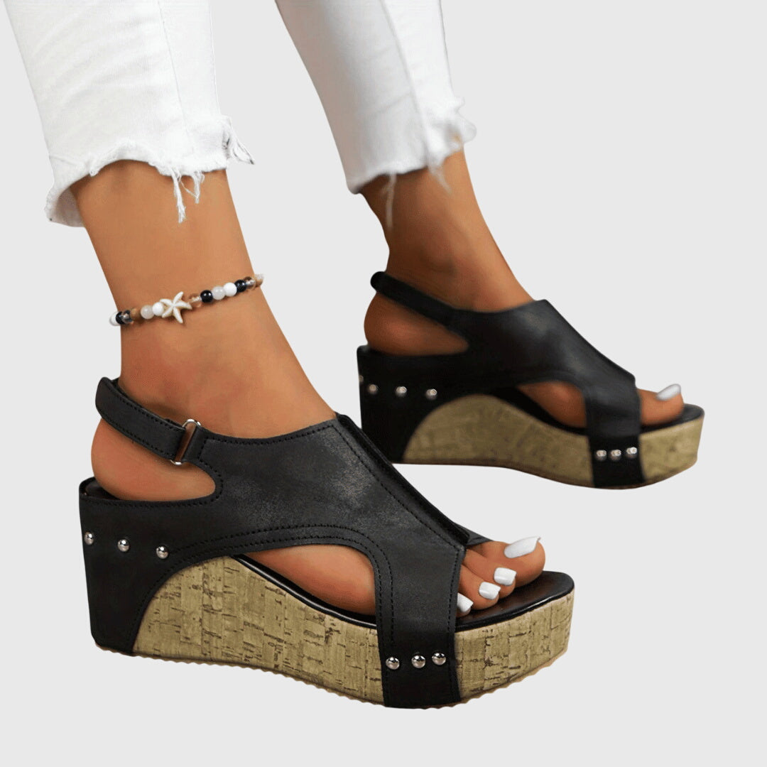 LIA – ORTHOPEDIC SANDALS