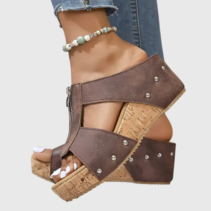 Jazlyn – ORTHOPEDIC SANDALS
