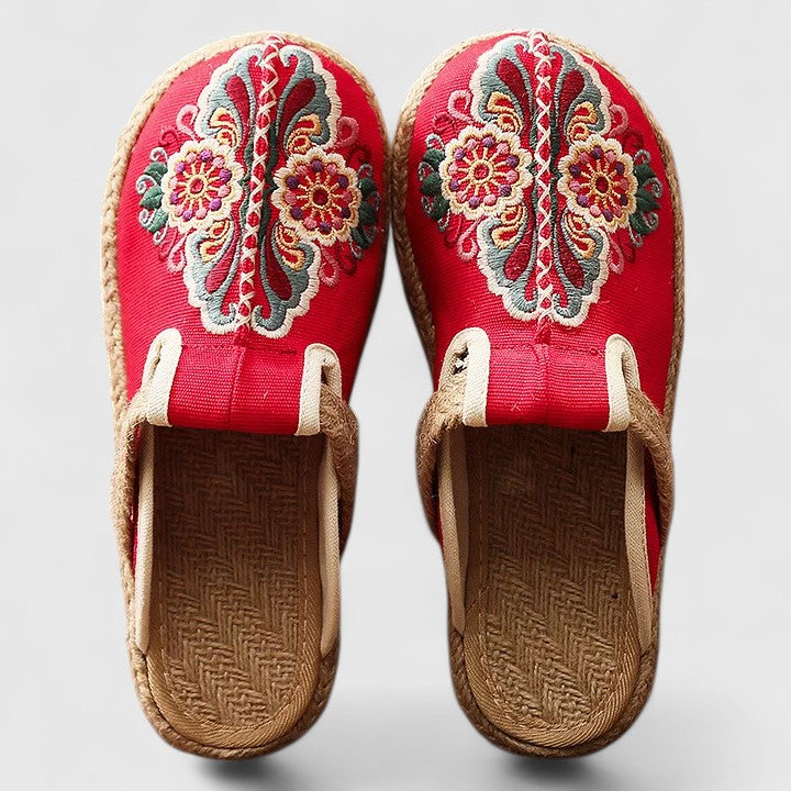 LILA – COMFORTABLE FLORAL MULES