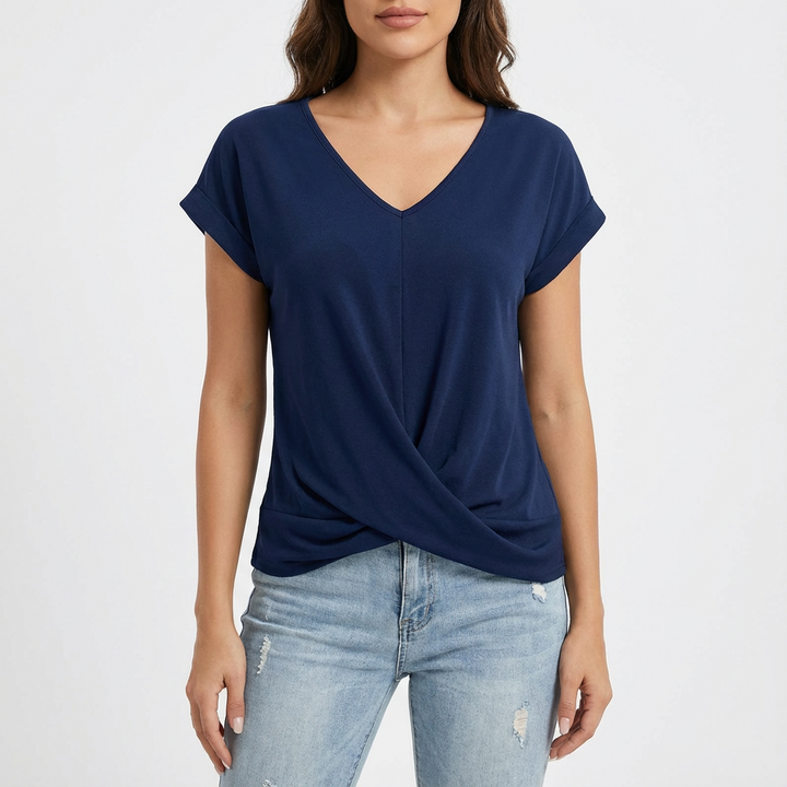 Daniela | Camiseta de Mujer con Cuello en V y Detalle Torcido Frontal