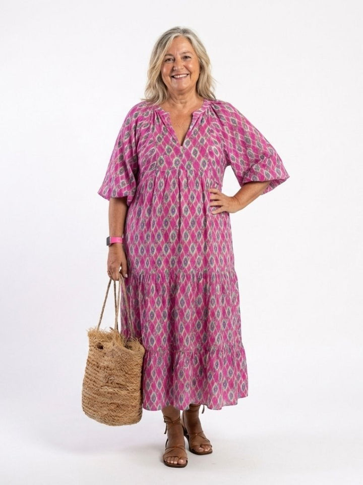 Apolline | Robe midi à motif et col en V