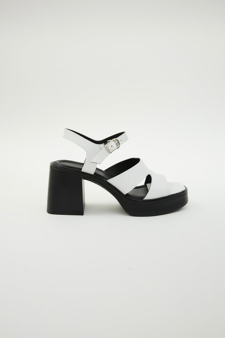 Giri White