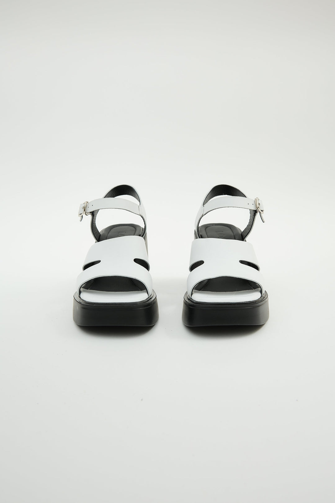 Giri White