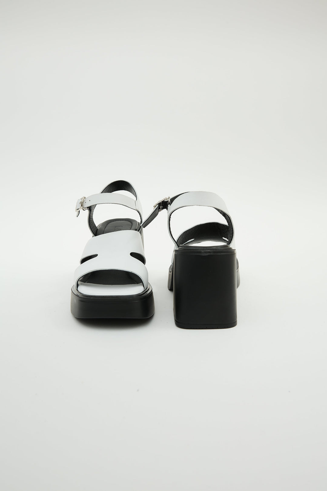 Giri White