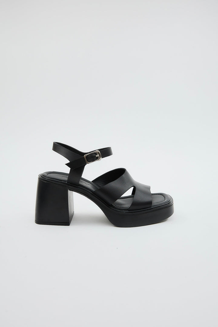 Giri Black