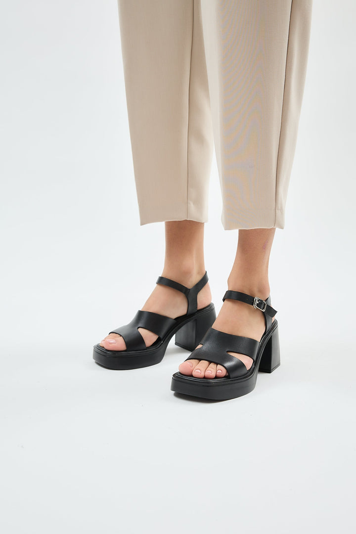 Giri Black