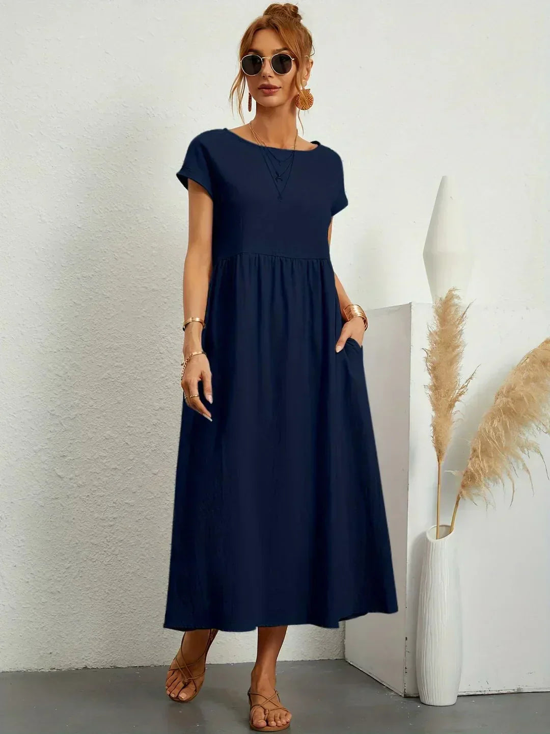 Gabrielle | Robe Midi Fluide avec Élégance Intemporelle