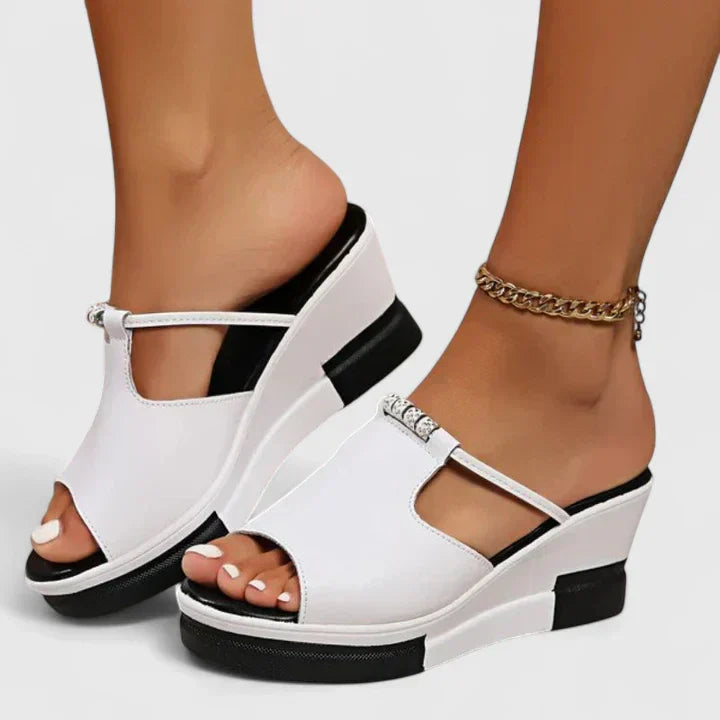 Florine – ORTHOPEDIC SANDALS