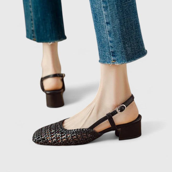 DANIELA – ELEGANT SANDALS