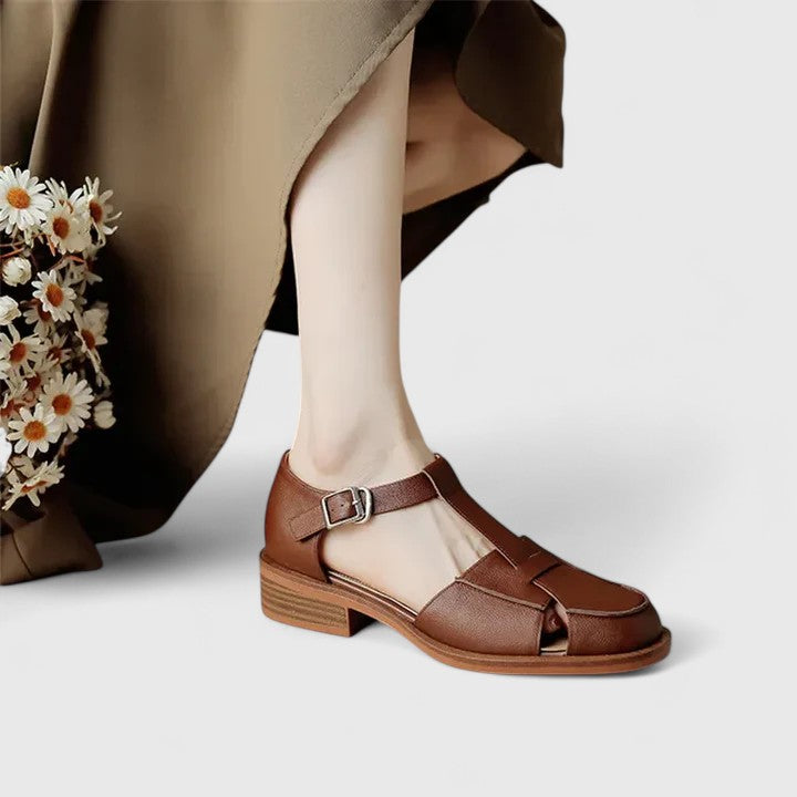 Thalina – ELEGANT MARY JANES