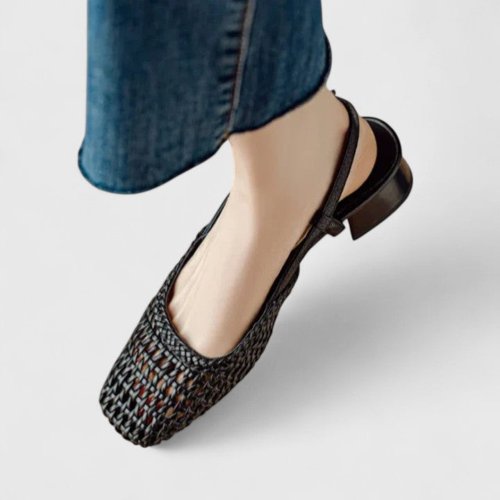 DANIELA – ELEGANT SANDALS