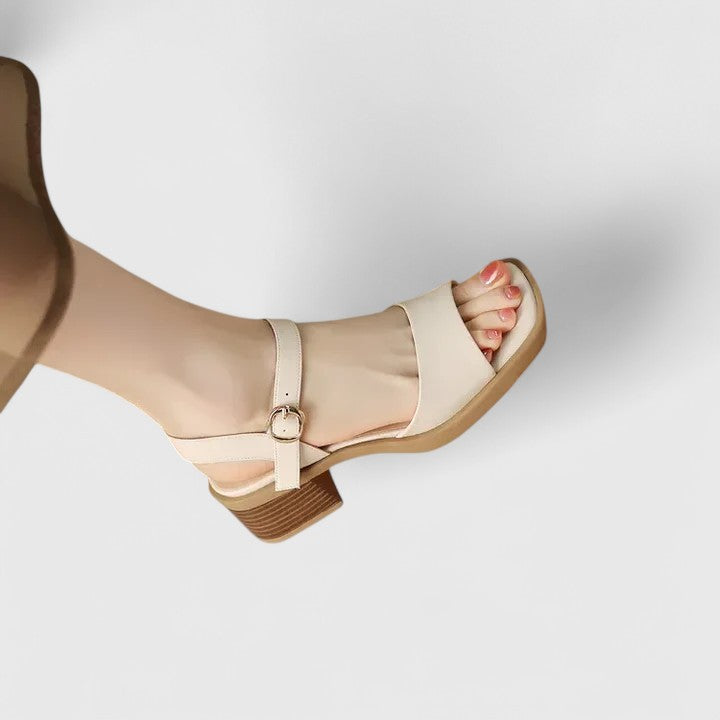 Calyssa – ELEGANT SANDALS
