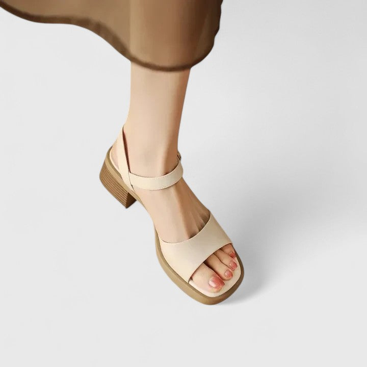 Calyssa – ELEGANT SANDALS