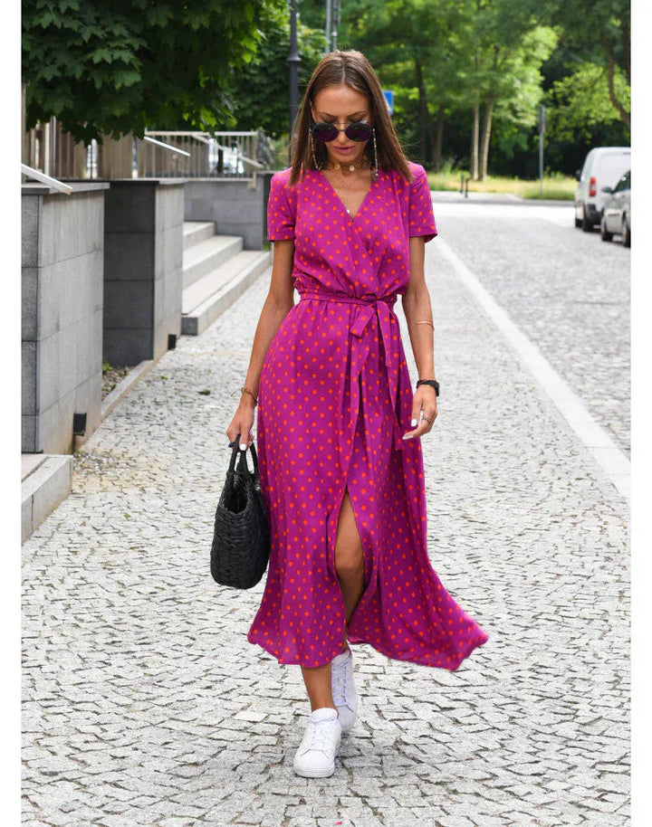 Julia | Robe élégante à col en V