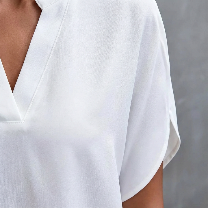 Selena | Blusa de Mujer con Cuello en V y Manga Abierta