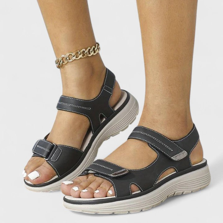 LUNA – ORTHOPEDIC SANDALS