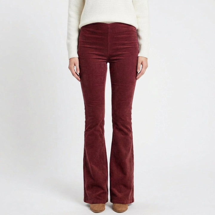 Valeria | Pantalón Mujer Con Pernera Acampanada Y Talle Alto | Retro