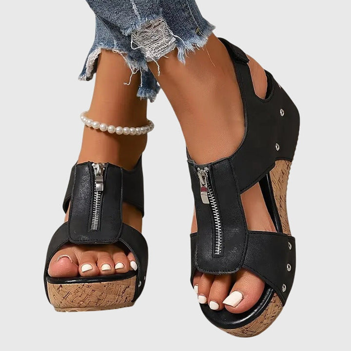 LILA – ORTHOPEDIC SANDALS