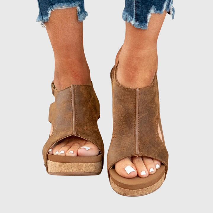 LUNA – ORTHOPEDIC SANDALS