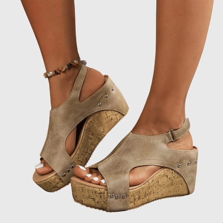 LIA – ORTHOPEDIC SANDALS