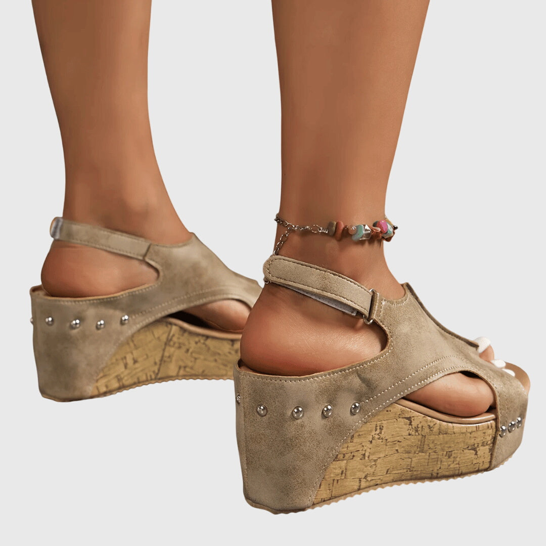 LIA – ORTHOPEDIC SANDALS