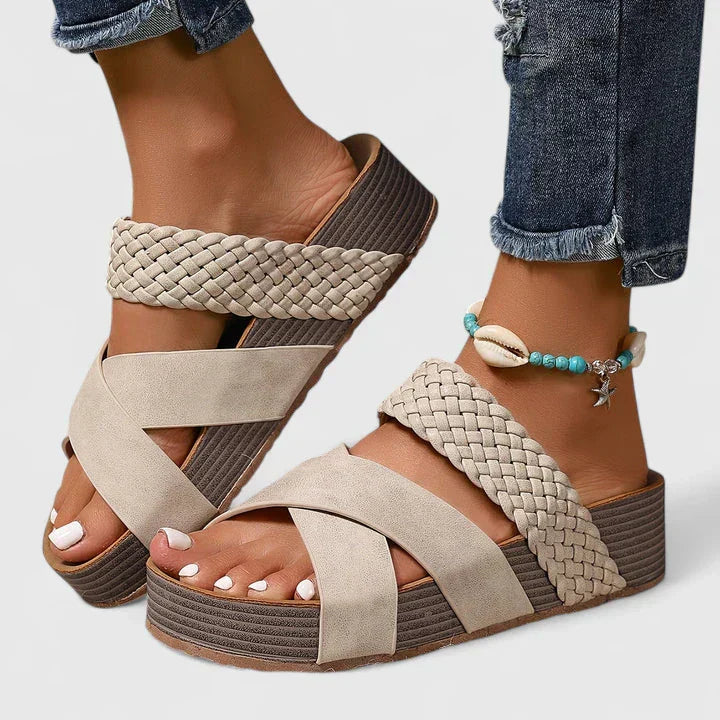 DANY – ORTHOPEDIC SANDALS