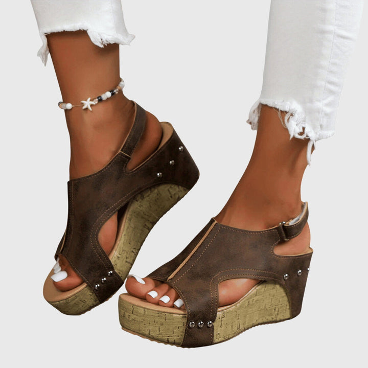 LIA – ORTHOPEDIC SANDALS