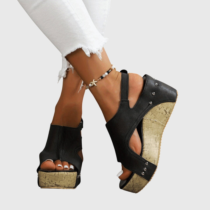 LIA – ORTHOPEDIC SANDALS