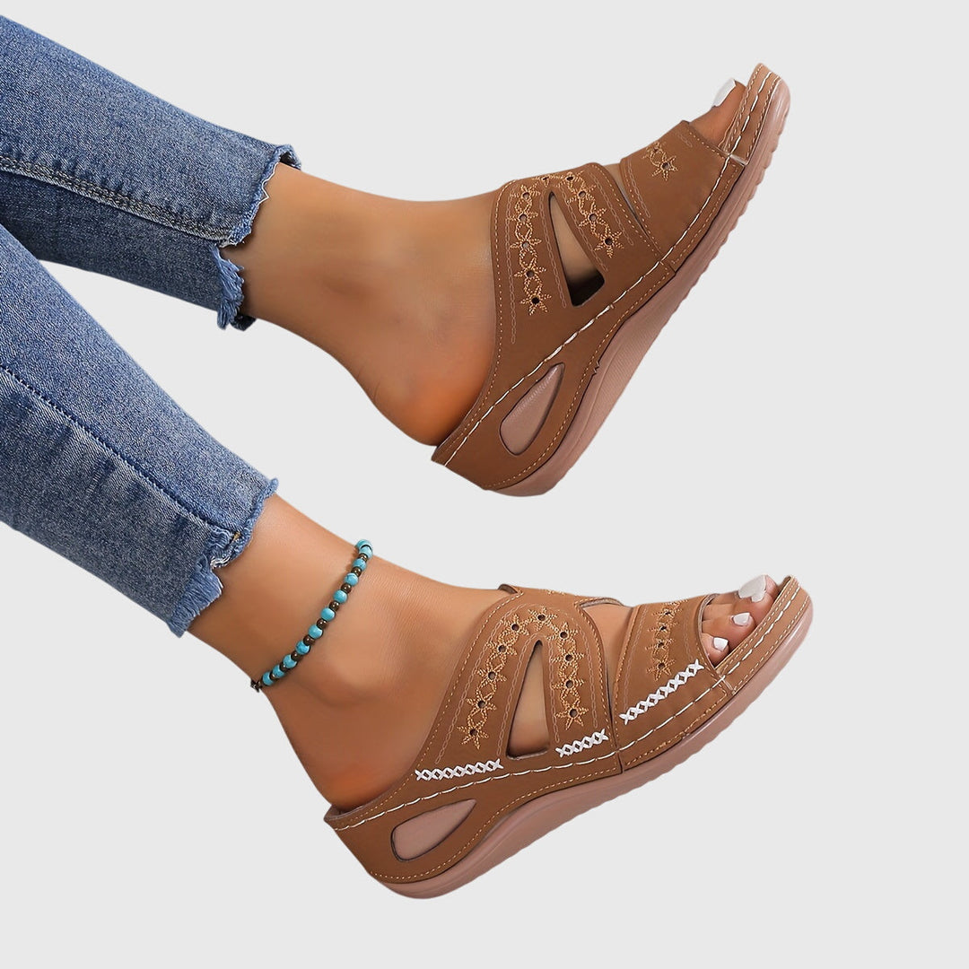 Noëlle – LIGHTWEIGHT ORTHOPEDIC SANDALS