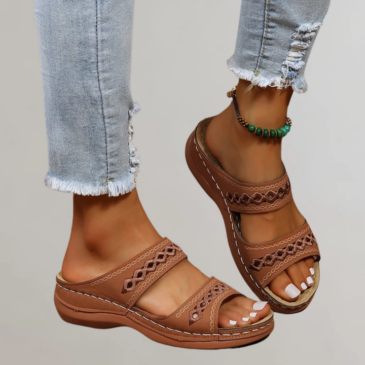 WENDY – ORTHOPEDIC SANDALS
