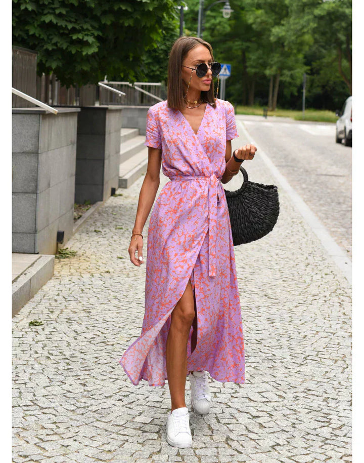 Julia | Robe élégante à col en V