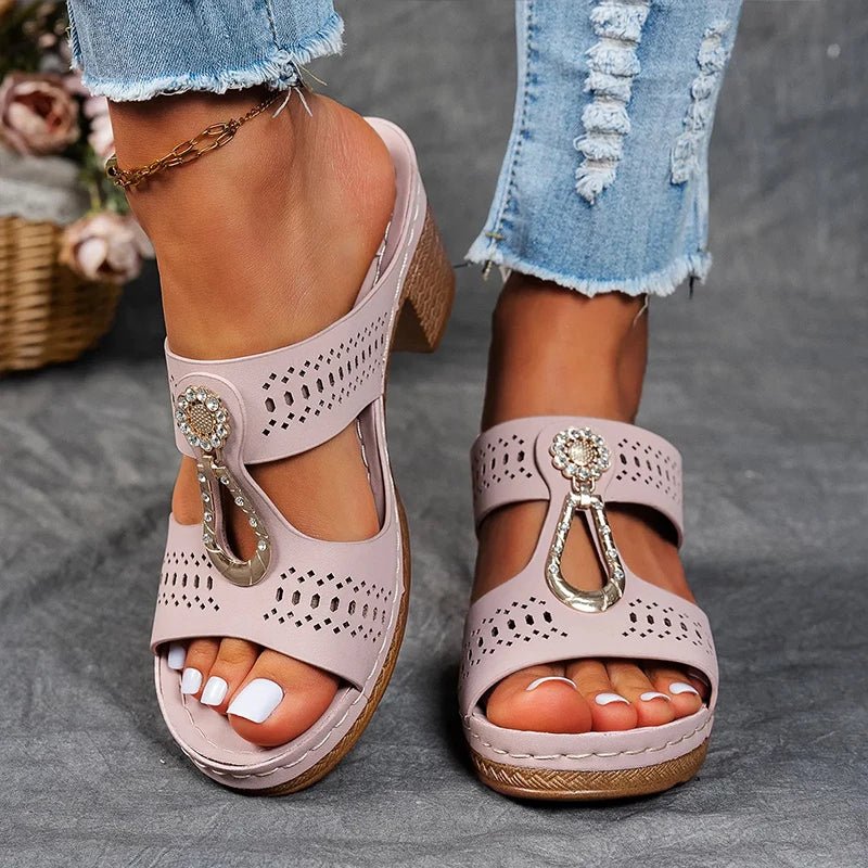 Faith | Chic and Comfortable Orthopaedic Sandals