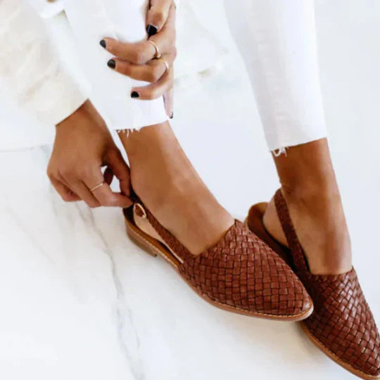 LILA – FLAT SANDALS